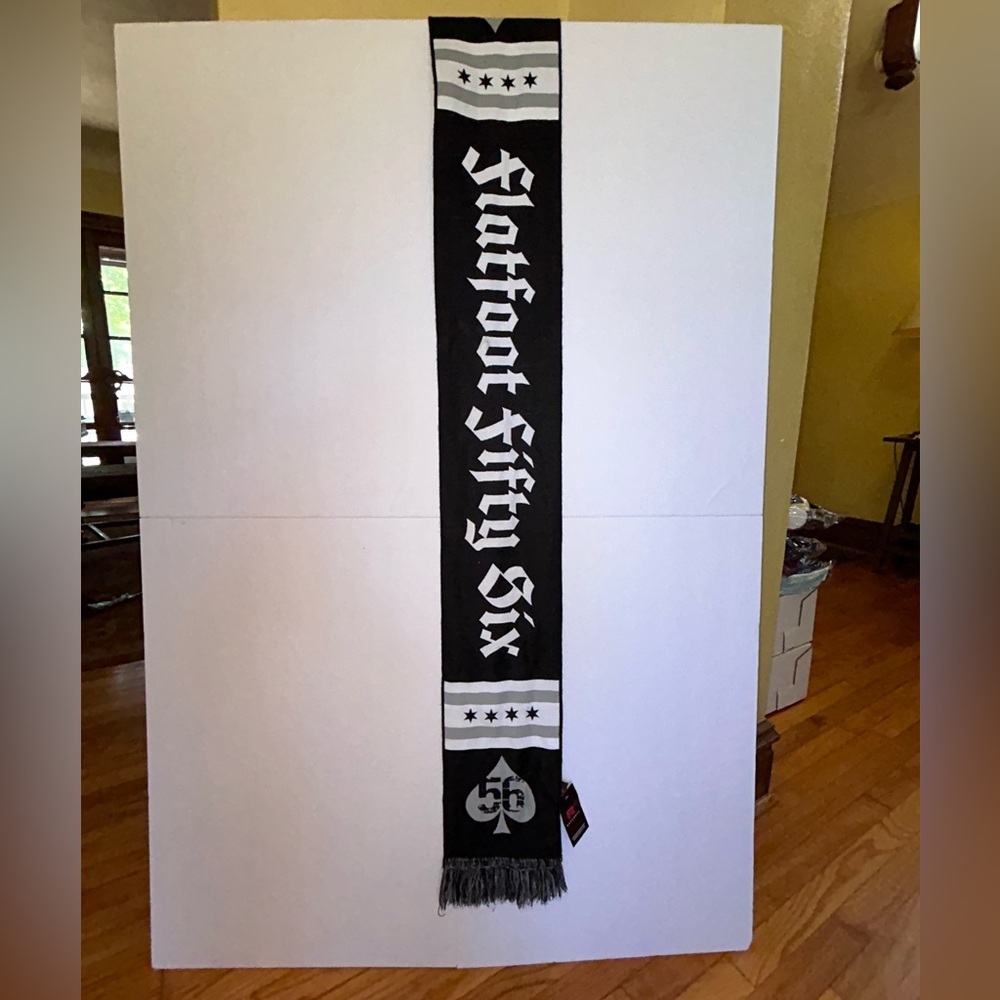 Riffneck Black and White Scarf. High quality new with tags.